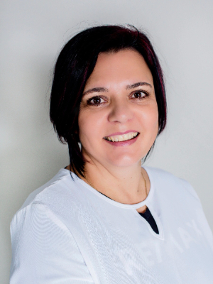 Amanda Van Zyl