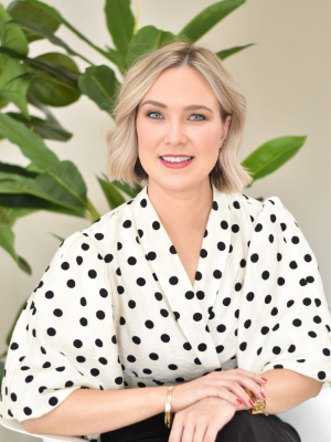 Nicola Bezuidenhout