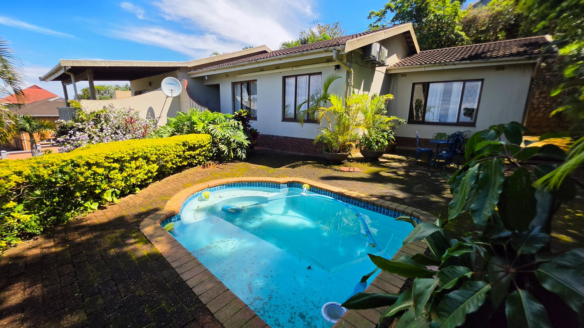 3 Bedroom House for Sale in Pennington in Pennington