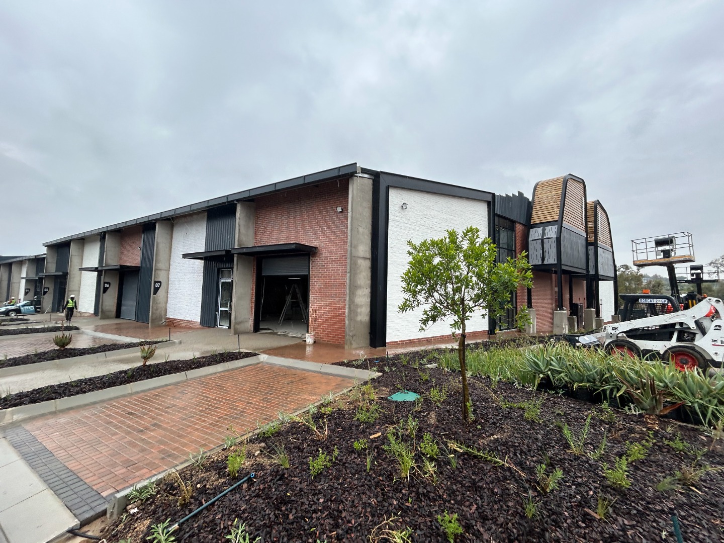 Riversands Warehouse To Rent