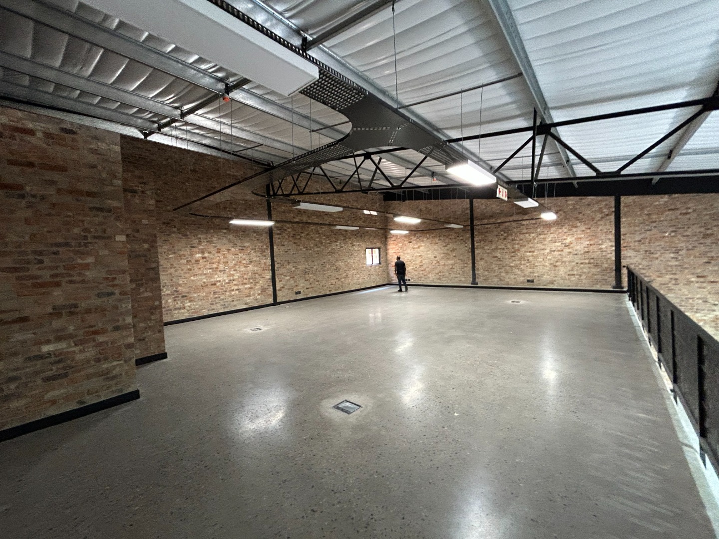 Riversands Warehouse To Rent