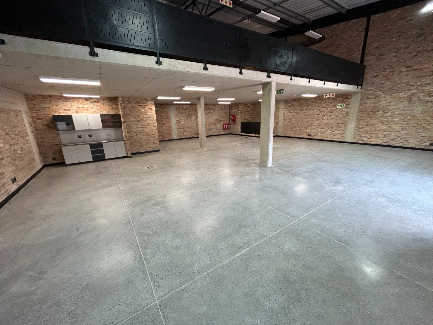 Warehouse To Rent In Riversands Midrand