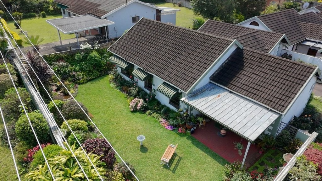 3 Bedroom Townhouse for Sale in Manors in Manors