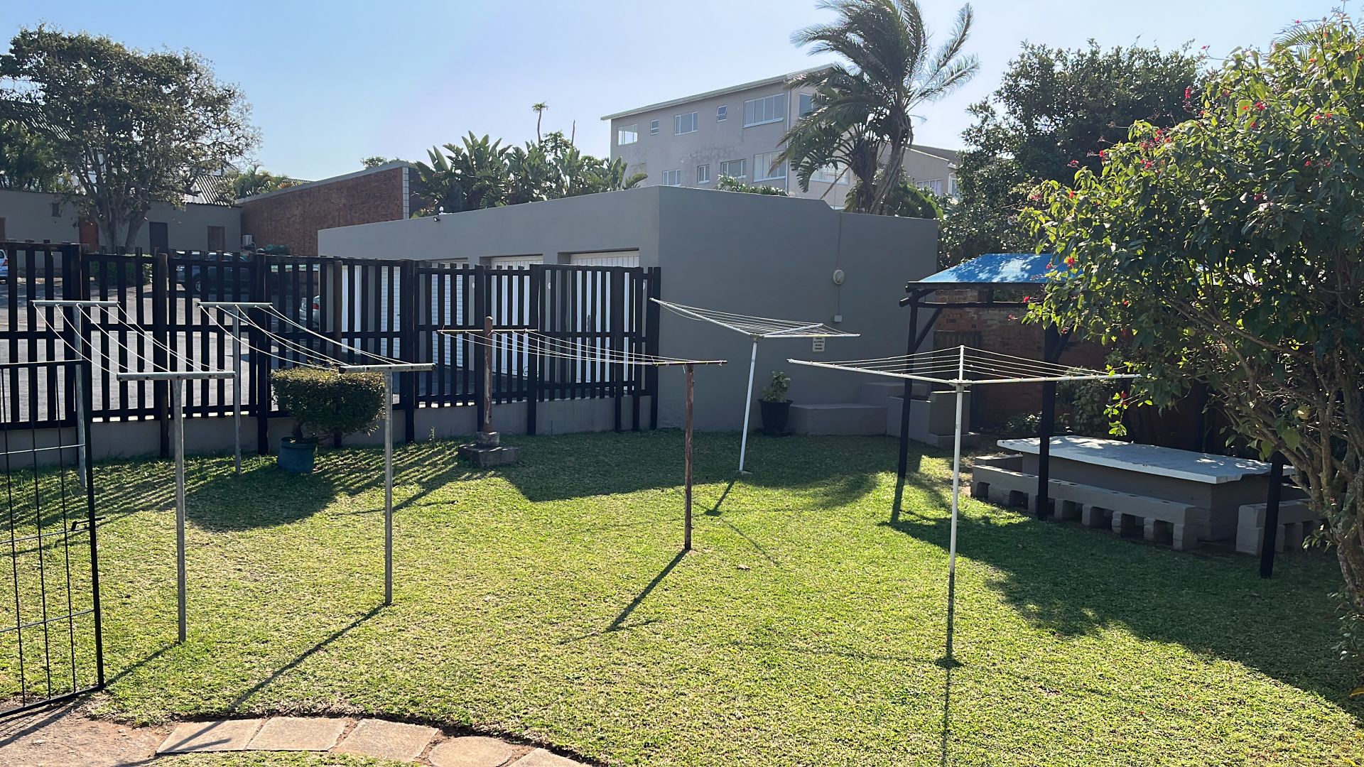 2 Bedroom Apartment to Rent in Scottburgh Central in Scottburgh Central