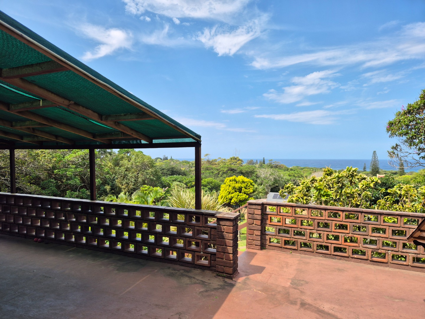 6 Bedroom House for Sale in Port Edward in Port Edward