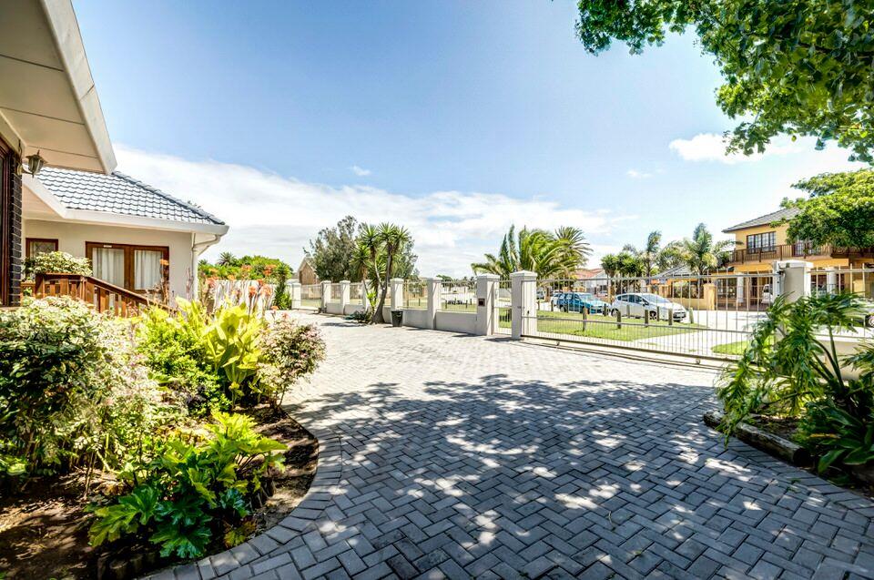 Joseph Salmon Property For Sale