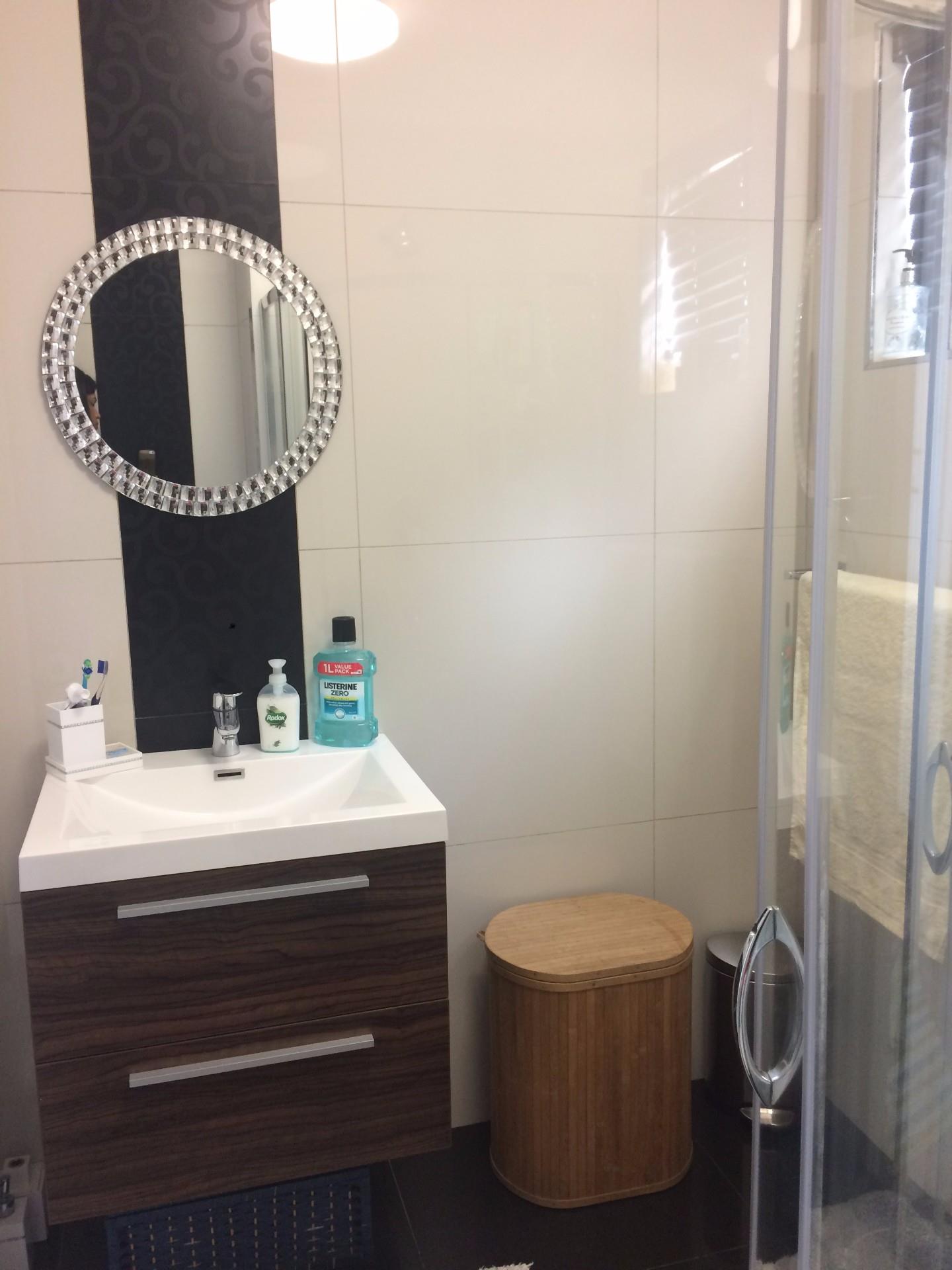 2 Bedroom Apartment / Flat To Rent in Rondebosch East RE/MAX™ of