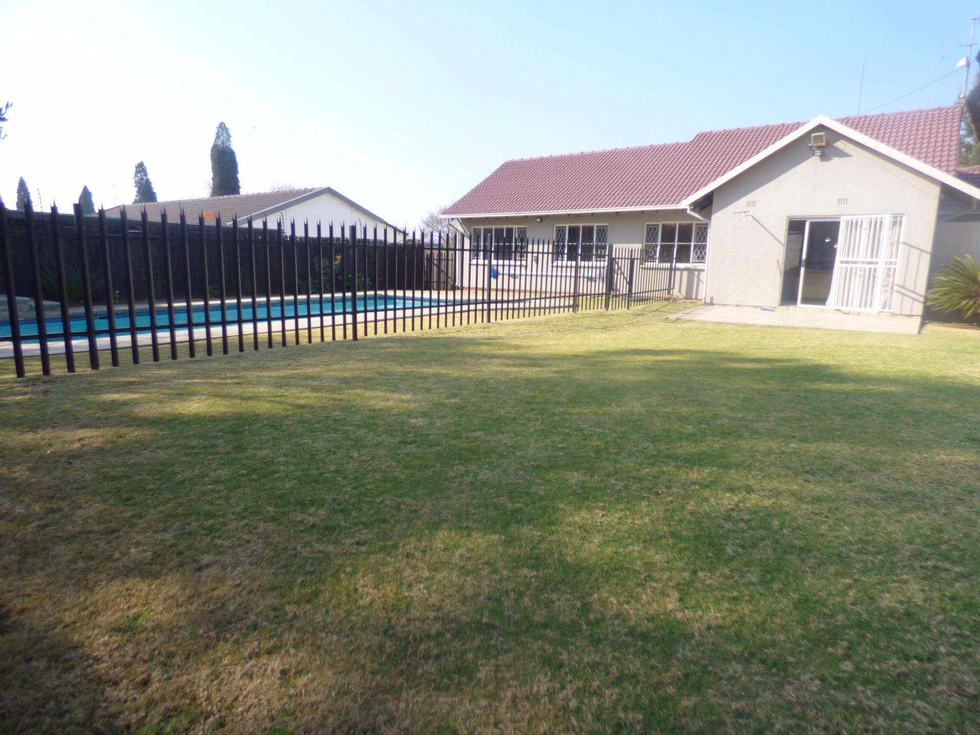 4 Bedroom House For Sale in Kempton Park Central RE/MAX™ of Southern