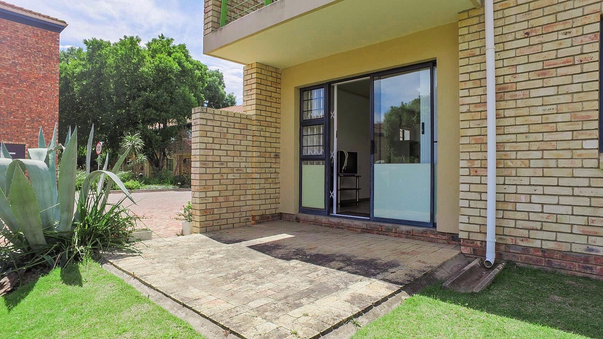 1 Bedroom Apartment / Flat For Sale in Grahamstown Central RE/MAX™ of