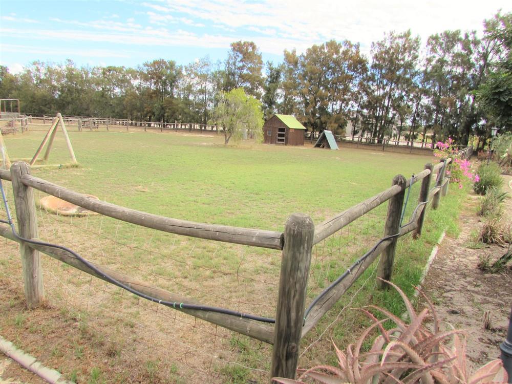 2 Bedroom House For Sale in Morningstar RE/MAX™ of Southern Africa