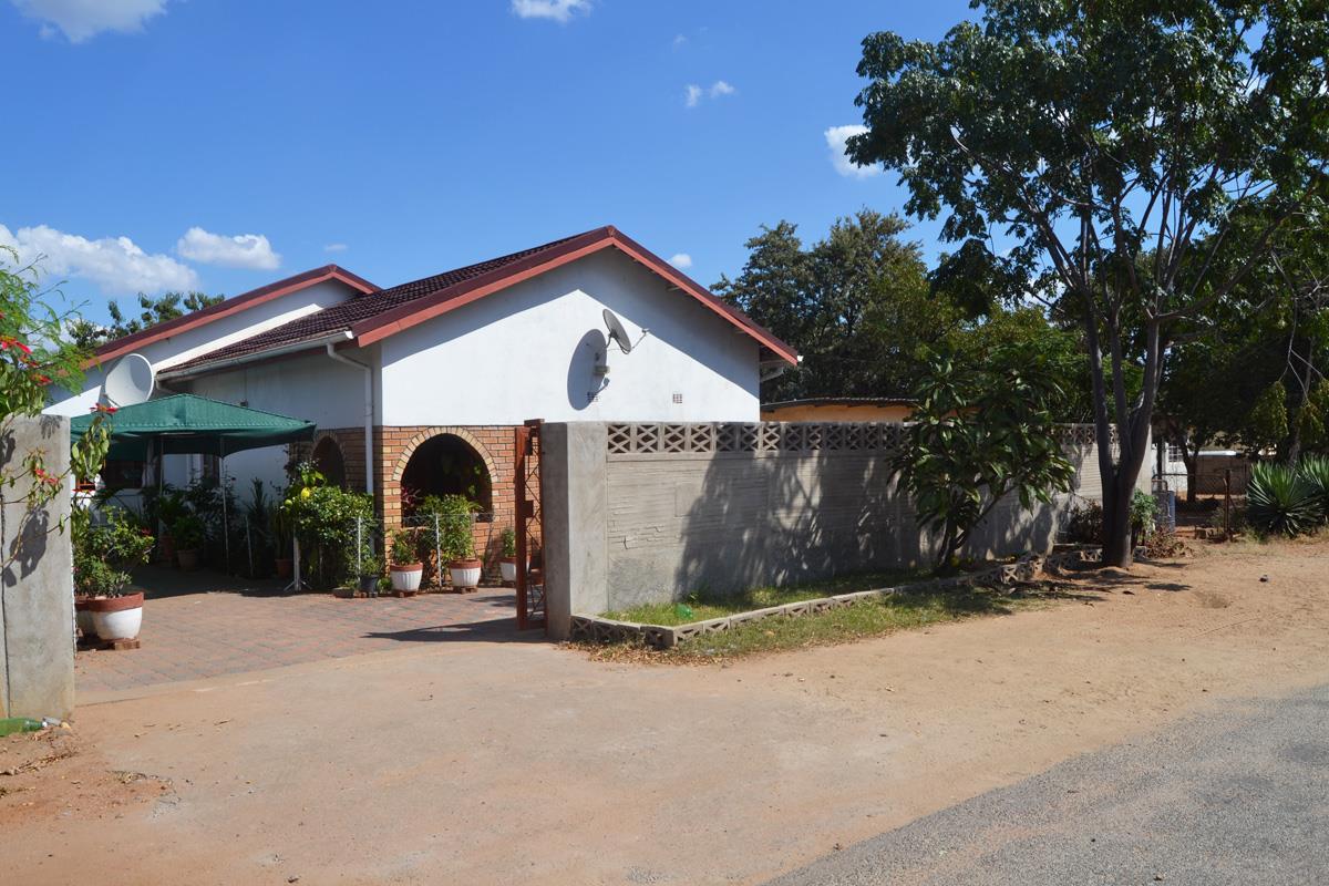3 Bedroom House For Sale in Francistown Central RE/MAX™ of Southern Africa