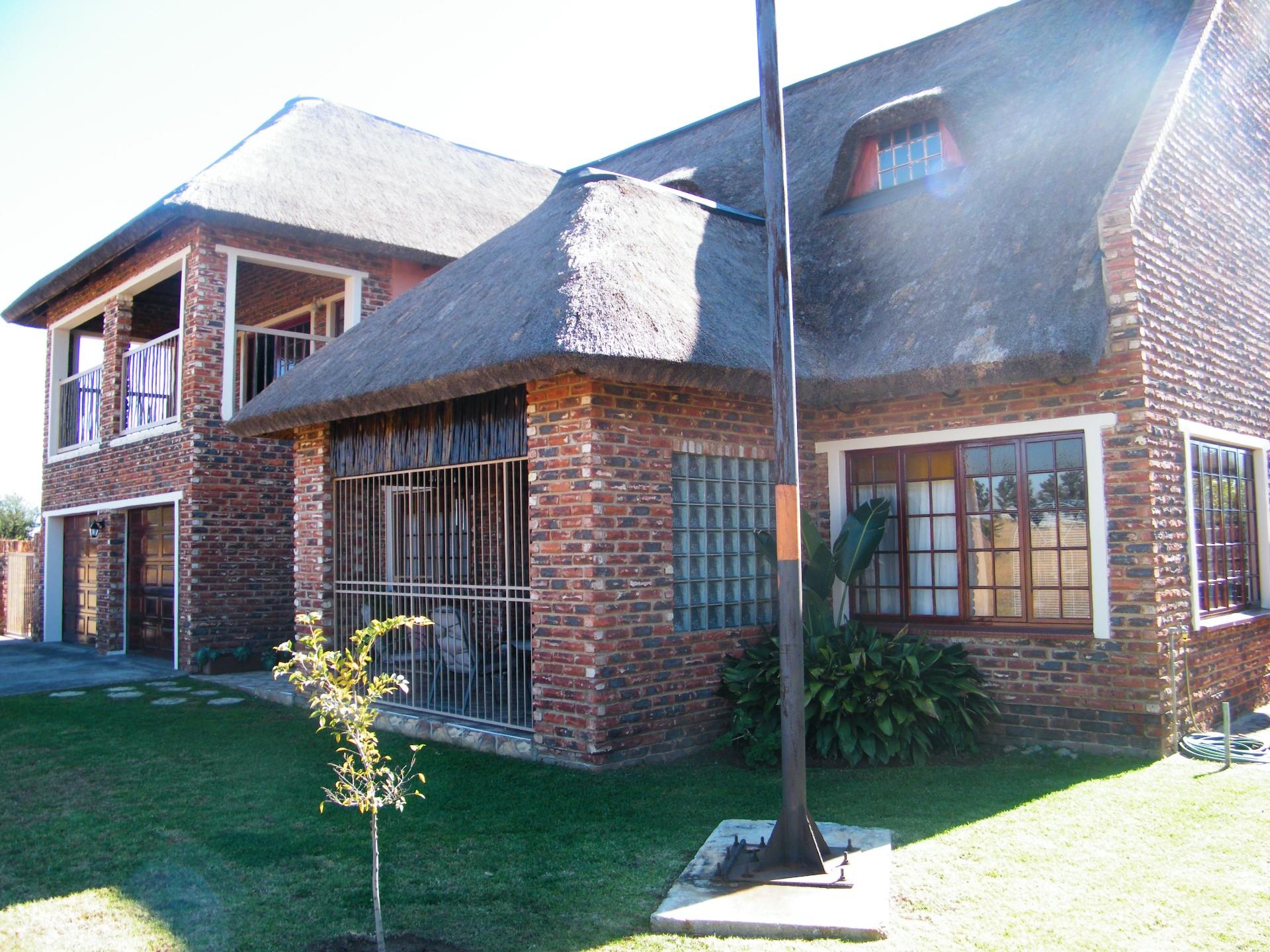 5 Bedroom House For Sale in Orkney RE/MAX™ of Southern Africa