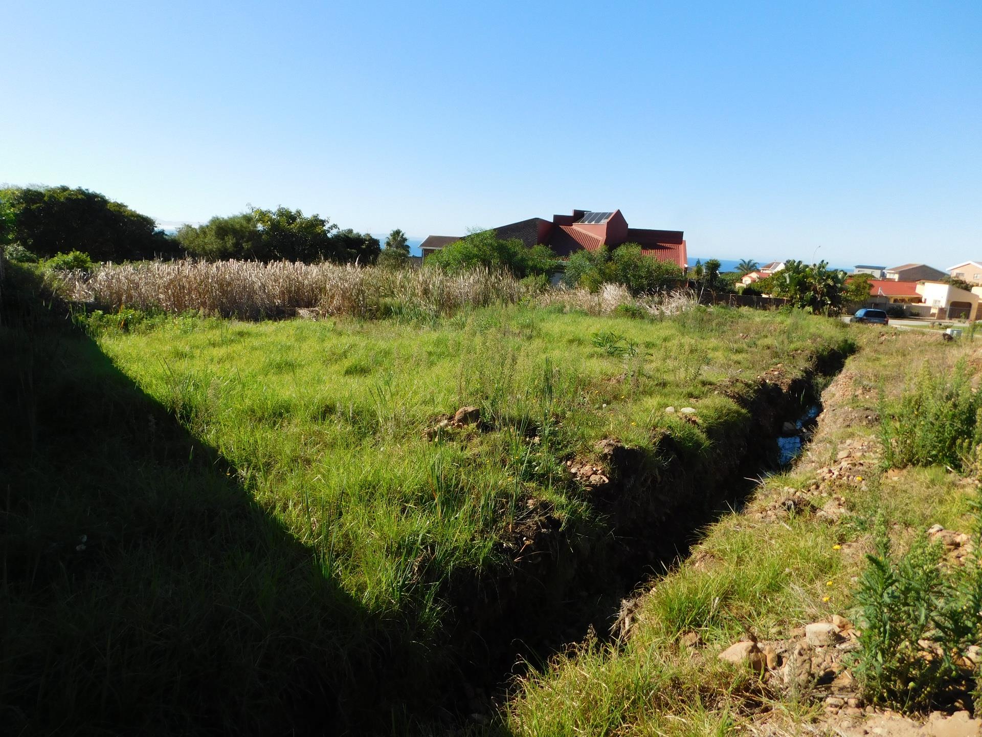 Vacant Land / Plot in Wavecrest For Sale RE/MAX™ of Southern Africa