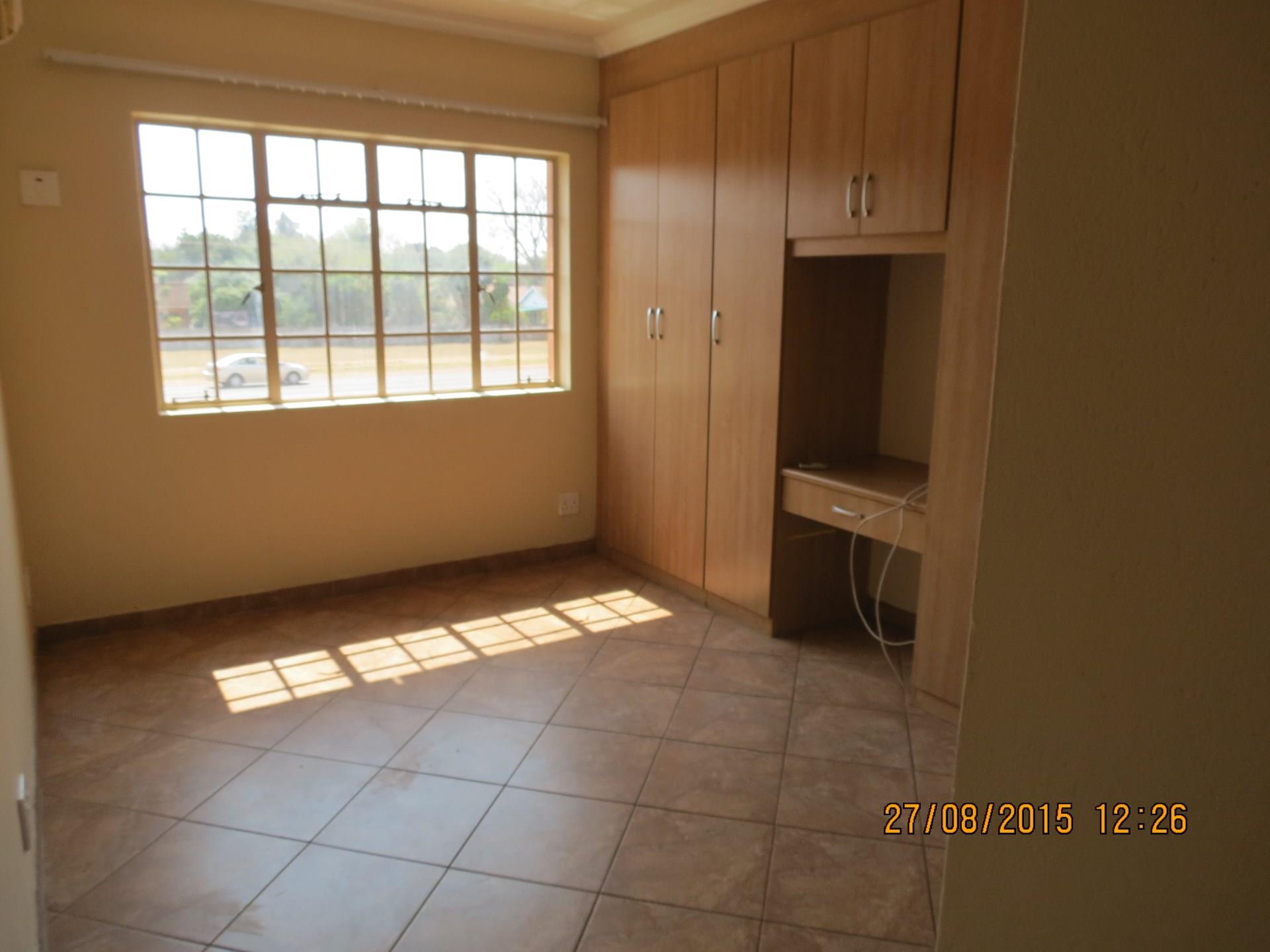3 Bedroom House To Rent in Lephalale RE/MAX™ of Southern Africa