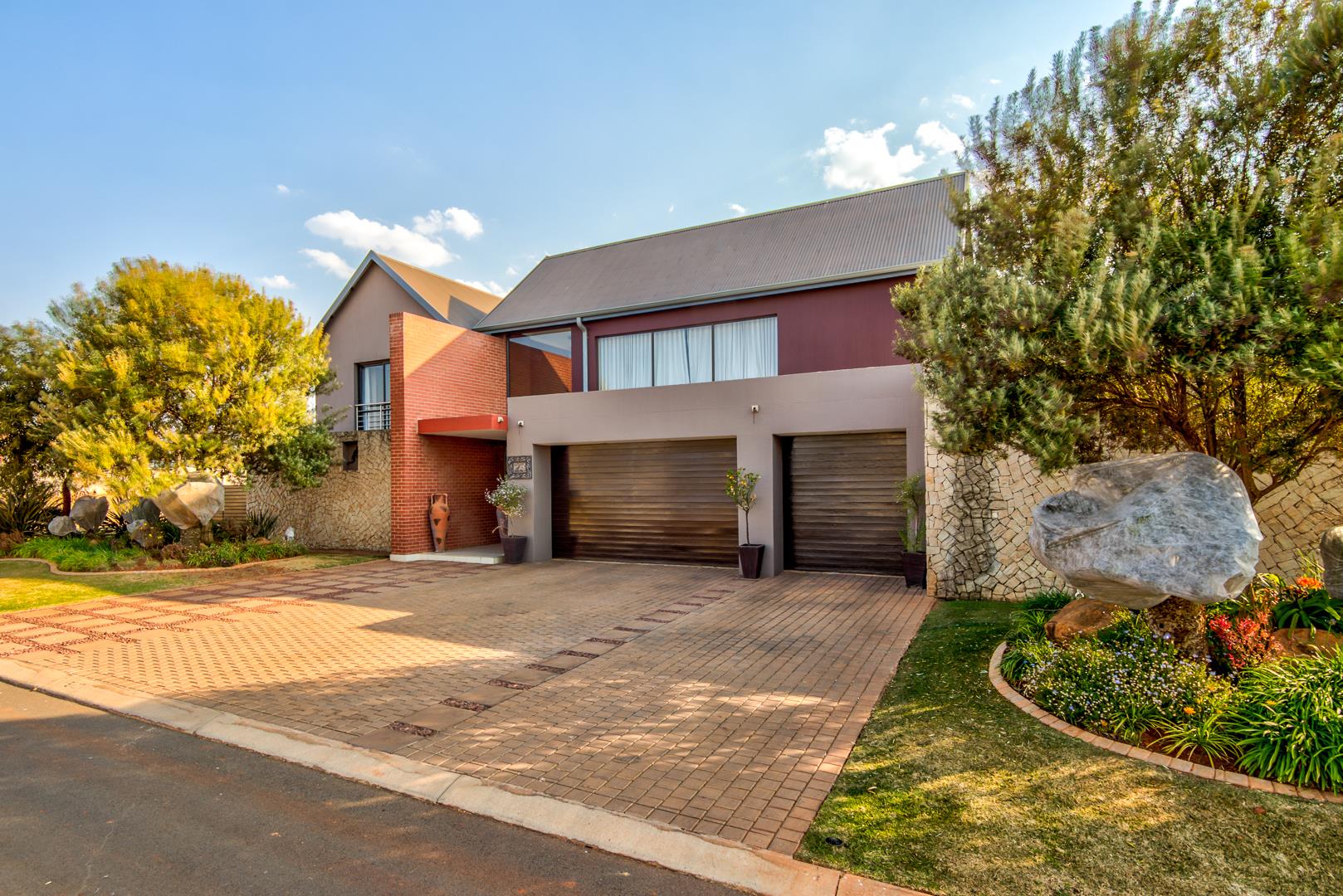 Property and houses for sale in Serengeti Lifestyle Estate, Kempton