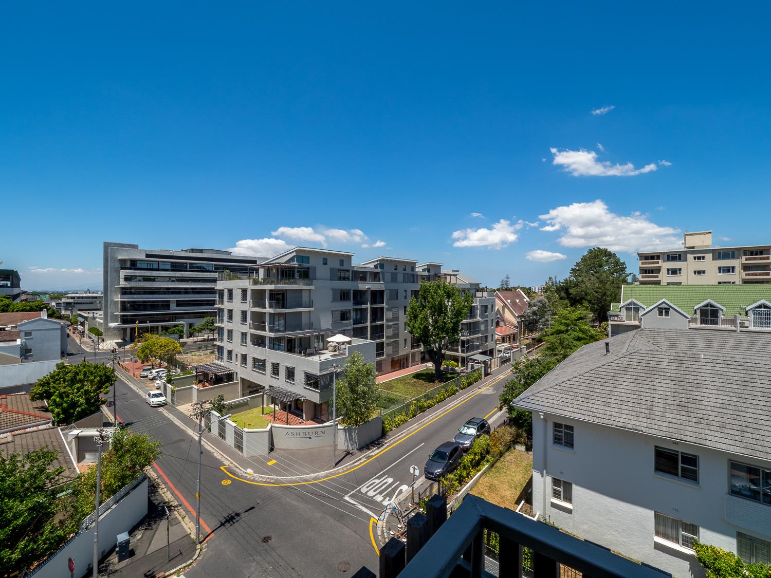 2 Bedroom Apartment / Flat For Sale in Claremont Upper RE/MAX™ of