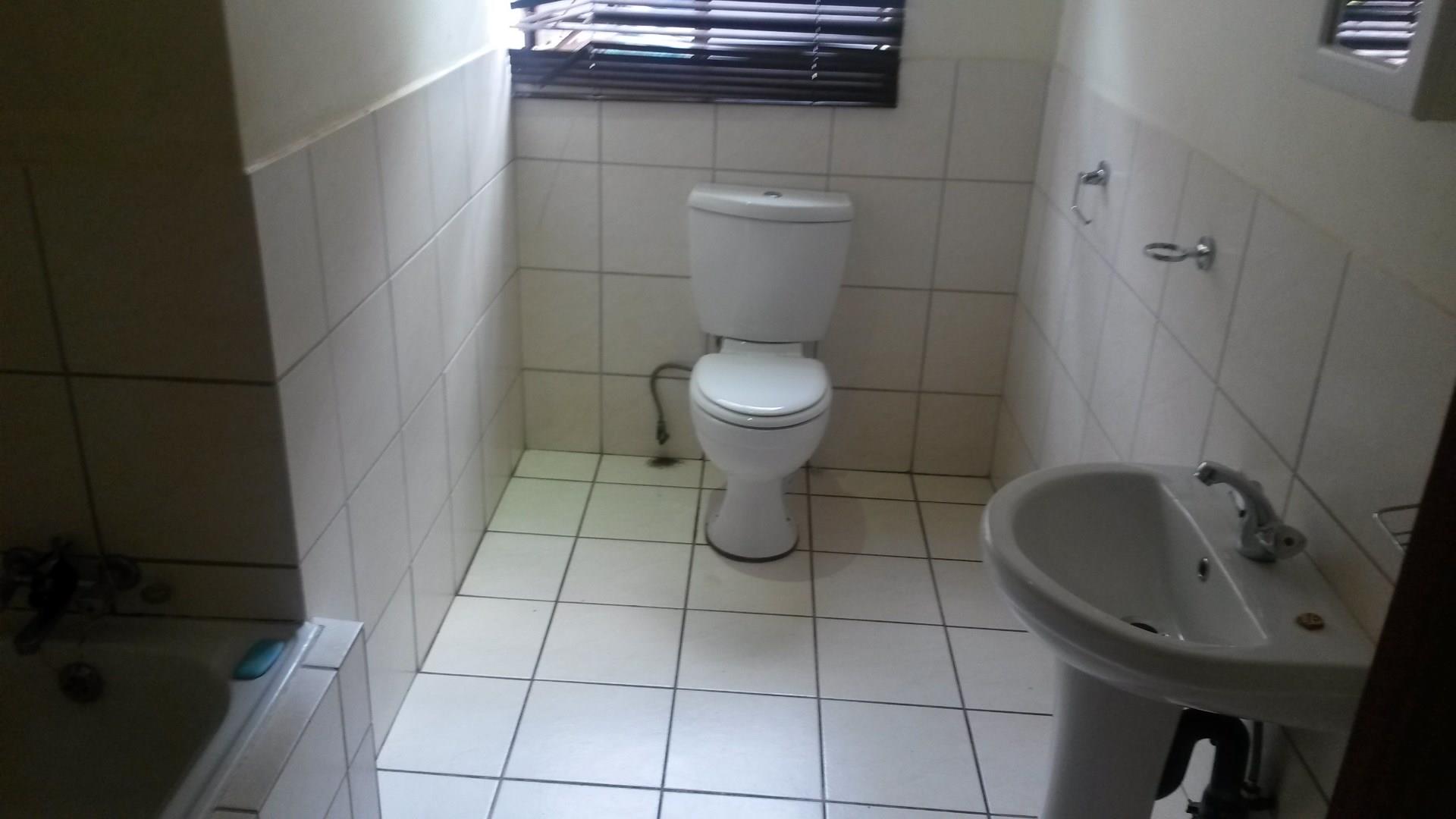 3 Bedroom House To Rent in Lephalale RE/MAX™ of Southern Africa