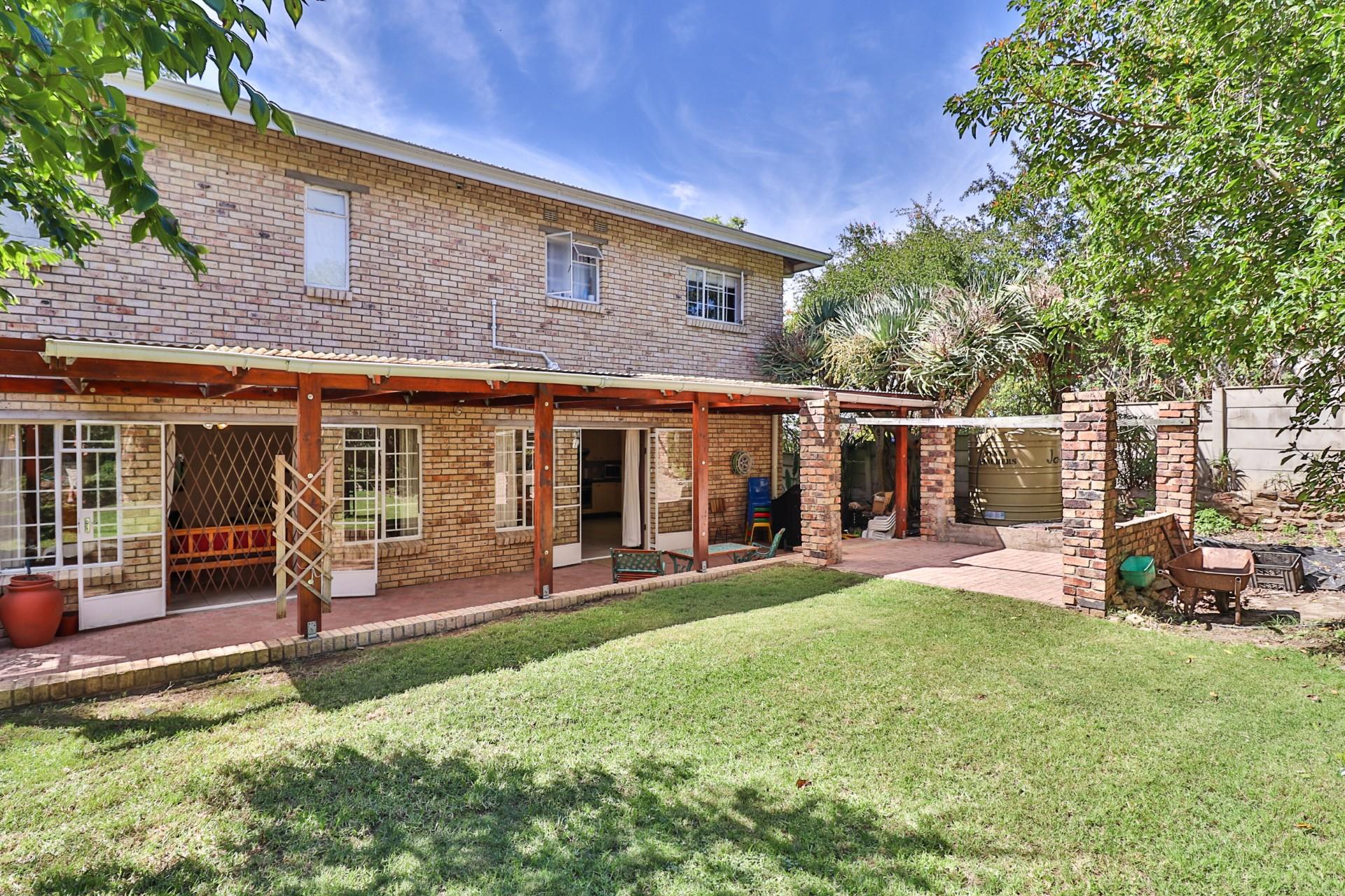 homes for sale in three hills ab