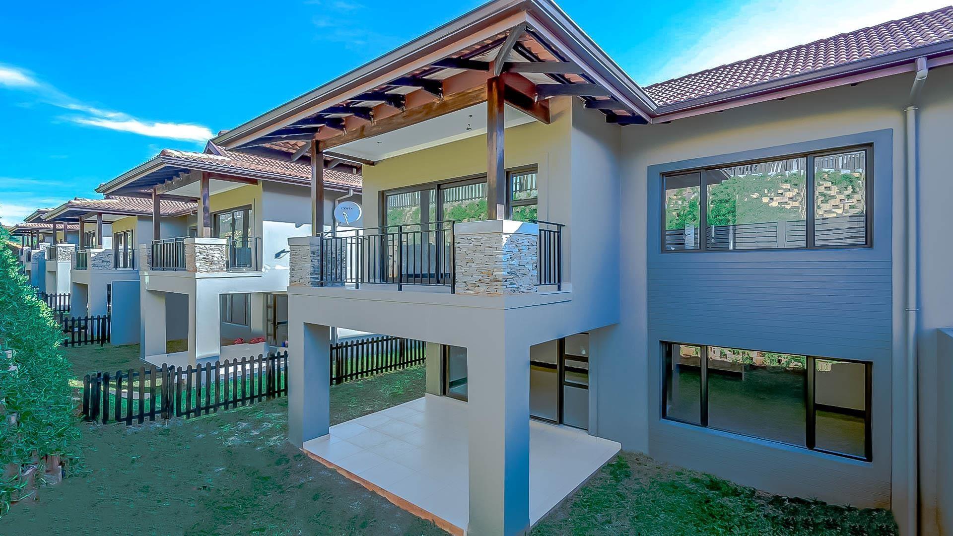 3 Bedroom Townhouse For Sale in Izinga Ridge RE/MAX™ of Southern Africa