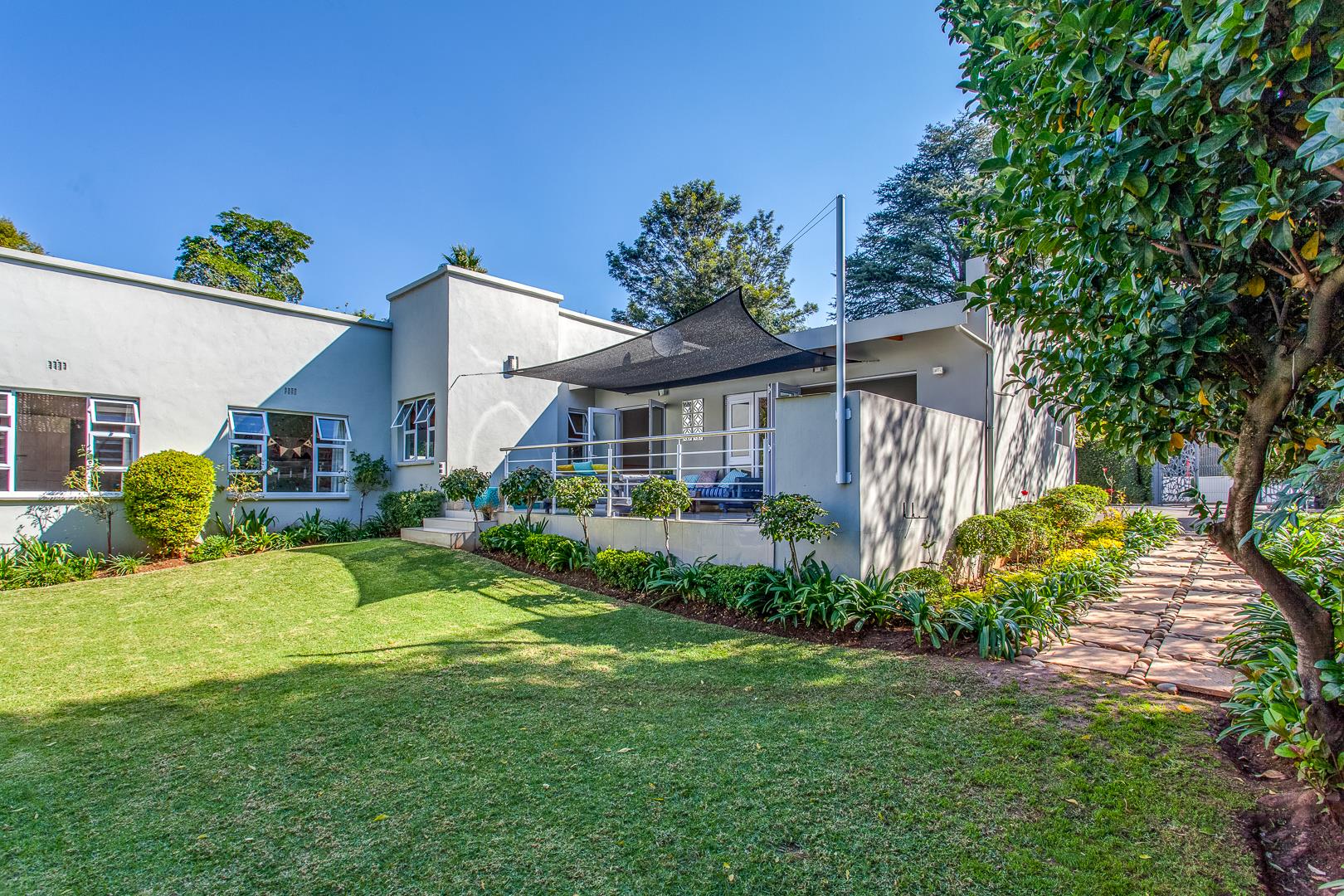 5 Bedroom House For Sale in Northcliff RE/MAX™ of Southern Africa