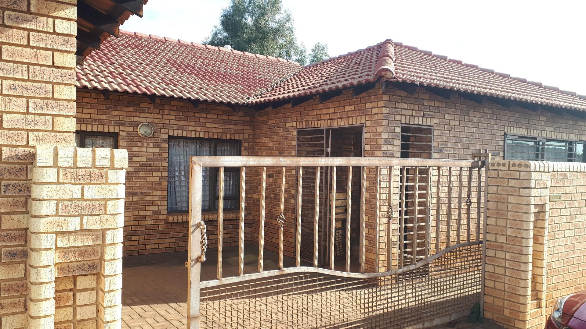 Property for sale in Lenasia RE/MAX™ of Southern Africa