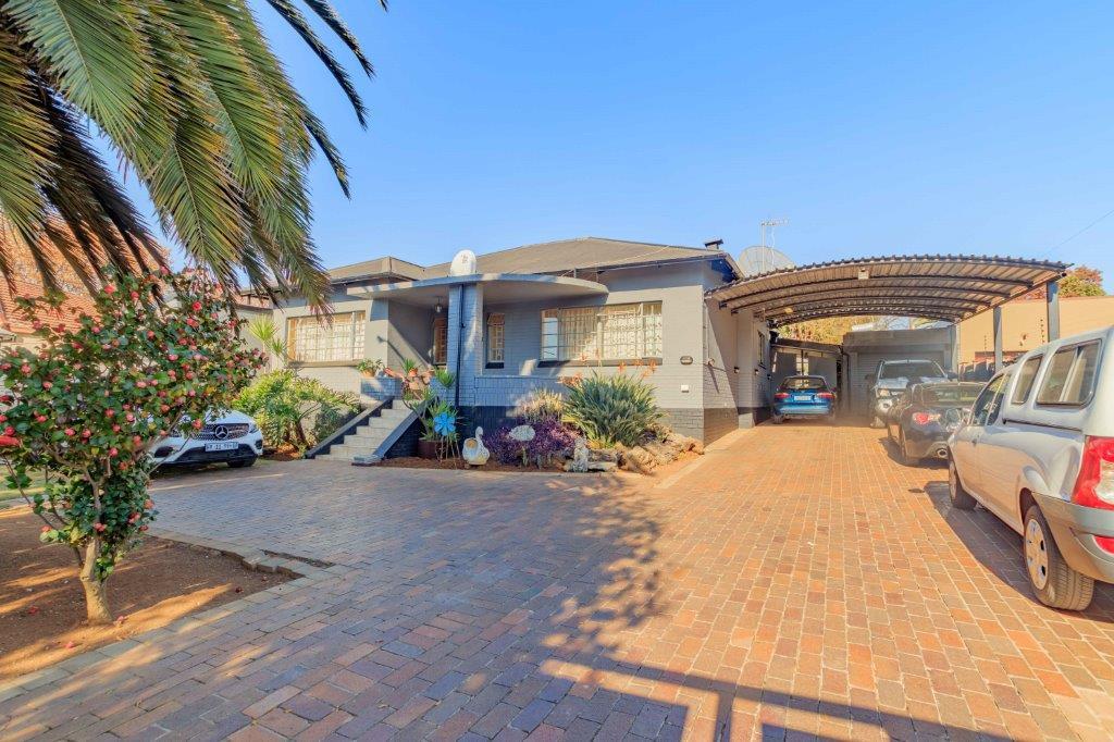 Property for sale in South Kensington, Johannesburg RE/MAX of