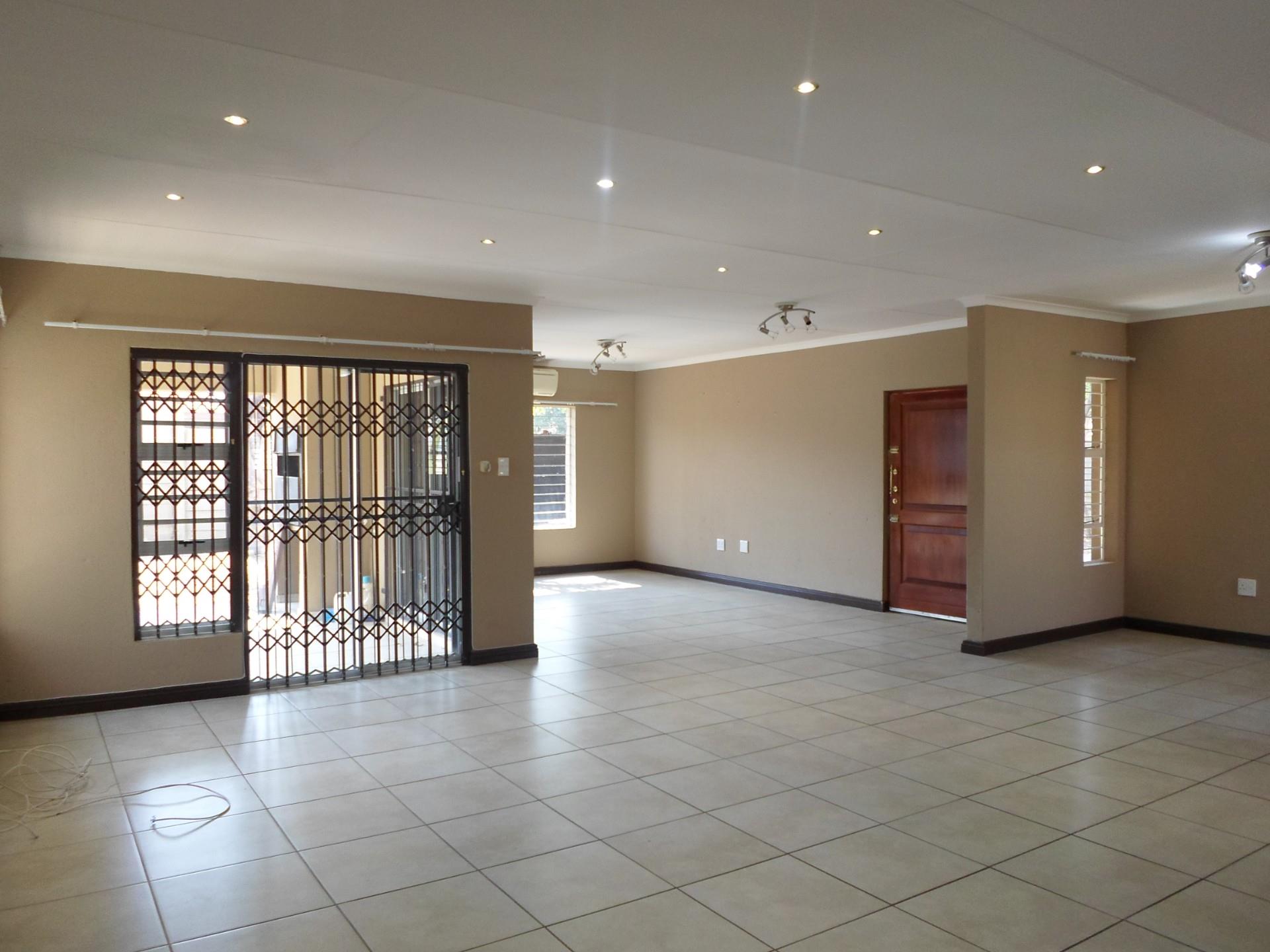3 Bedroom House To Rent in Lephalale RE/MAX™ of Southern Africa