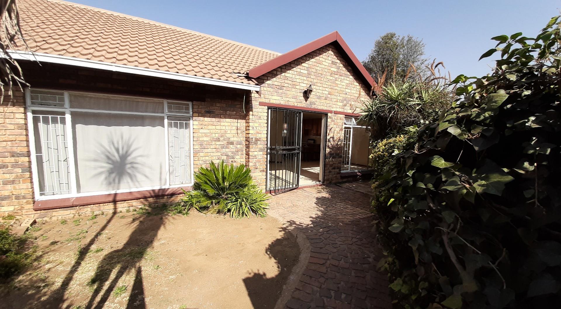 Property for sale in Mayfield Park RE/MAX™ of Southern Africa
