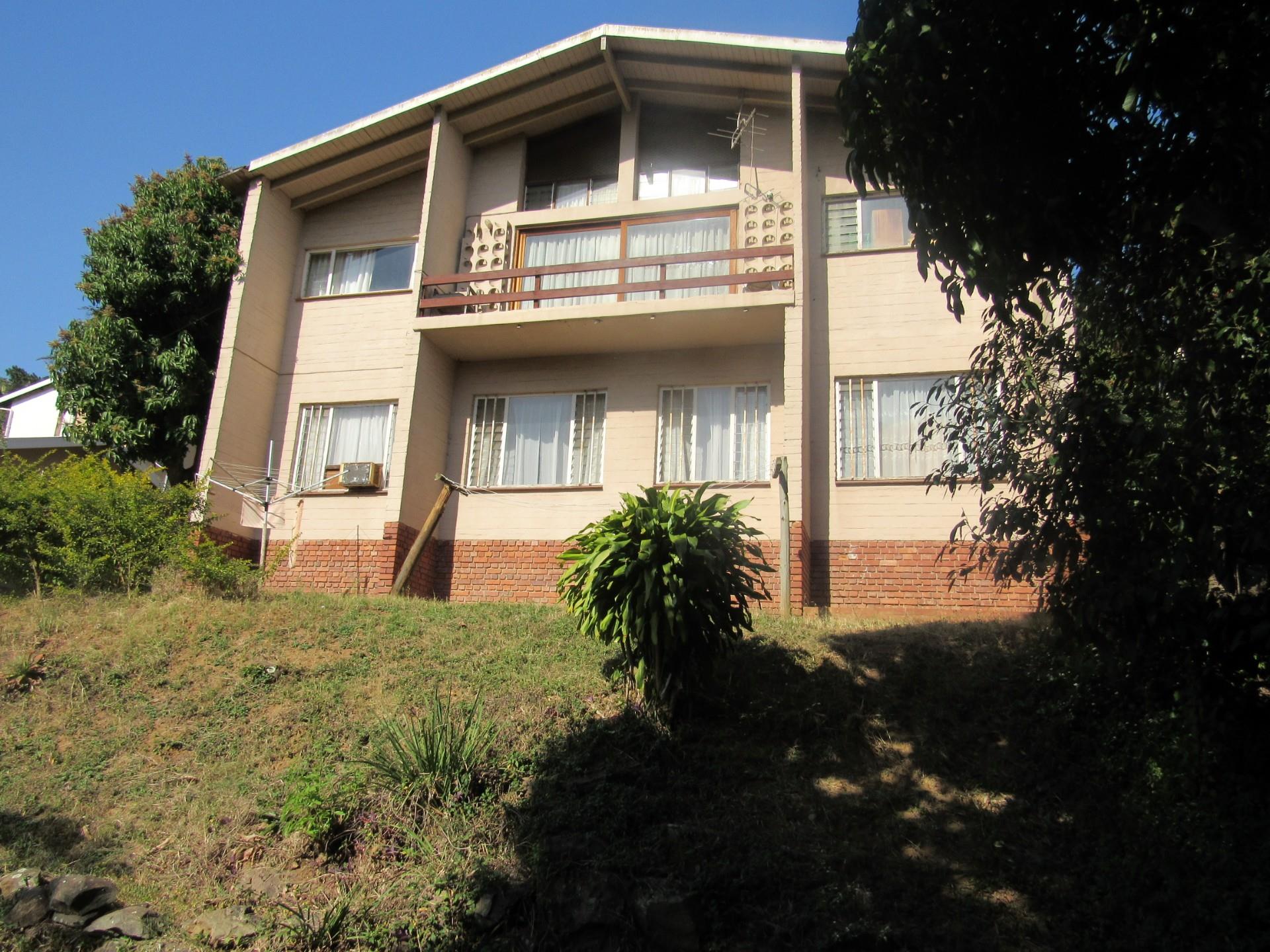 4 Bedroom House For Sale in Carrington Heights RE/MAX™ of Southern Africa