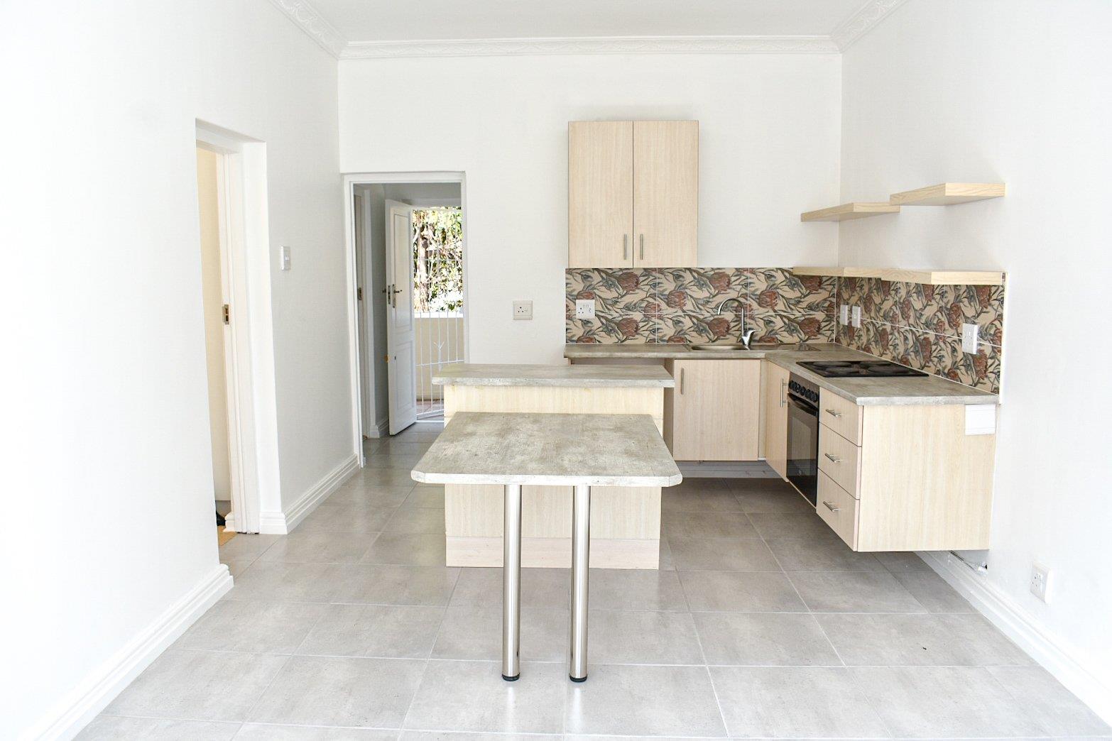 2 Bedroom Apartment / Flat For Sale in Kenilworth Upper RE/MAX™ of