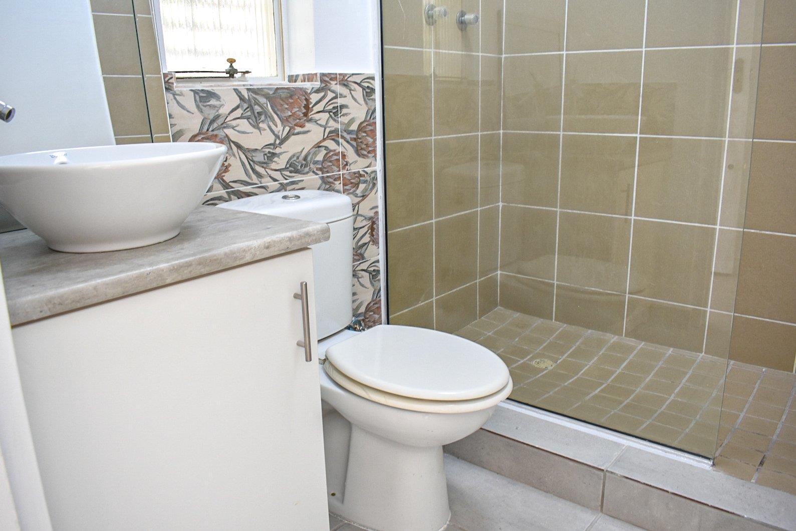 2 Bedroom Apartment / Flat For Sale in Kenilworth Upper RE/MAX™ of