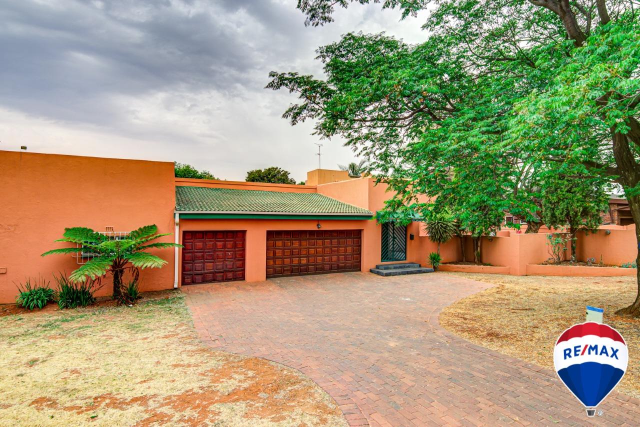 4 Bedroom House For Sale in Norkem Park RE/MAX™ of Southern Africa