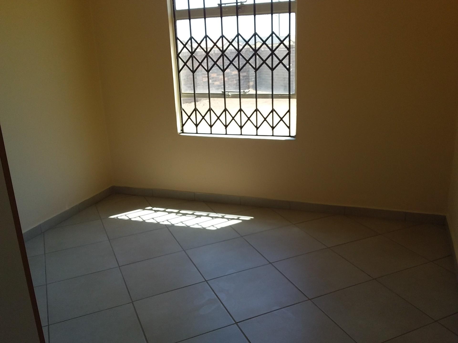 3 Bedroom Apartment / Flat For Sale in Southern Gateway RE/MAX™ of Southern Africa