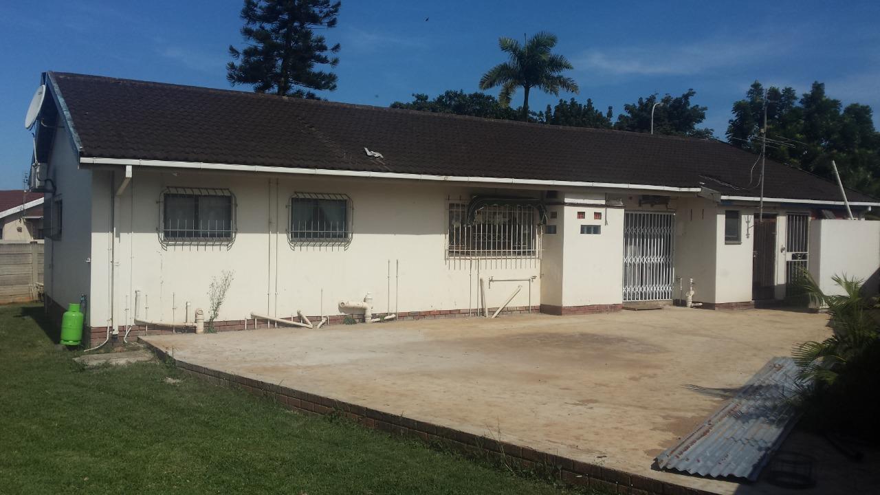 4 Bedroom House For Sale in Grantham Park RE/MAX™ of Southern Africa