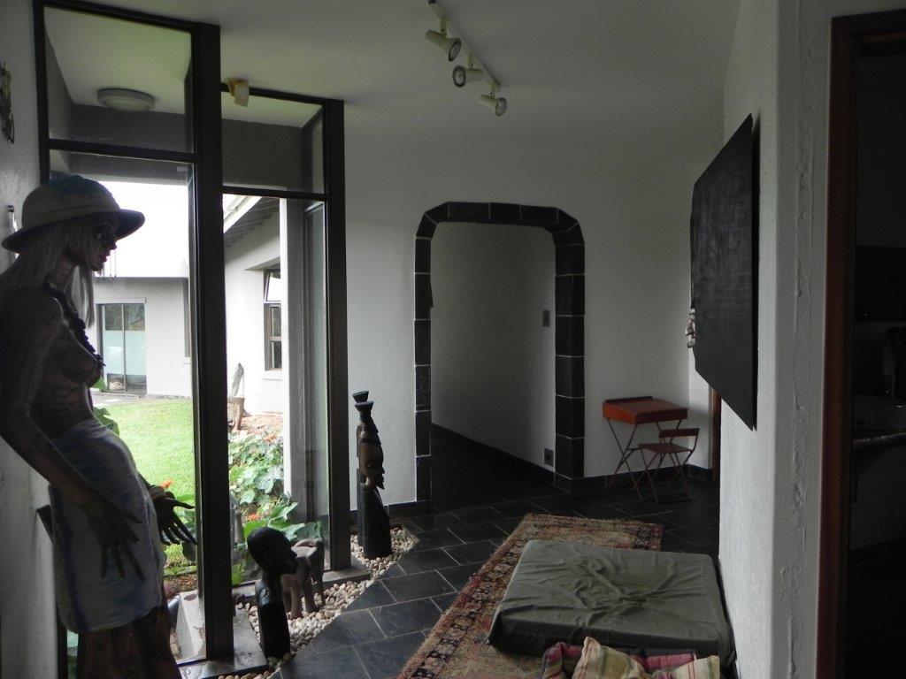 3 Bedroom House For Sale in Forest Hills RE/MAX™ of Southern Africa