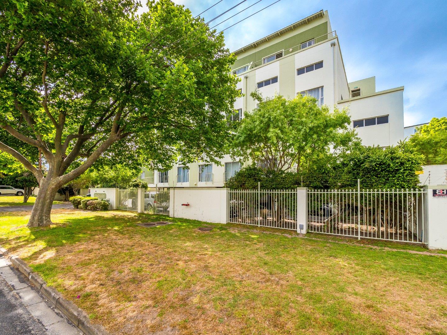 Property for sale in Diep River RE/MAX™ of Southern Africa