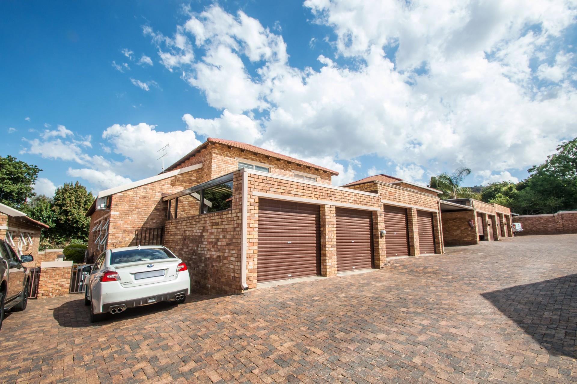 Property for sale in Allen's Nek RE/MAX™ of Southern Africa