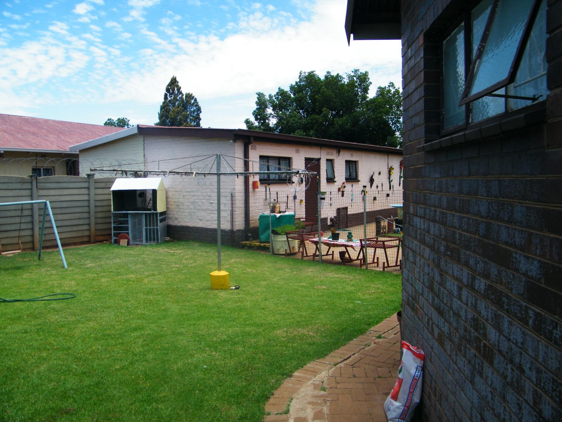 3 Bedroom House For Sale in Orkney RE/MAX™ of Southern Africa