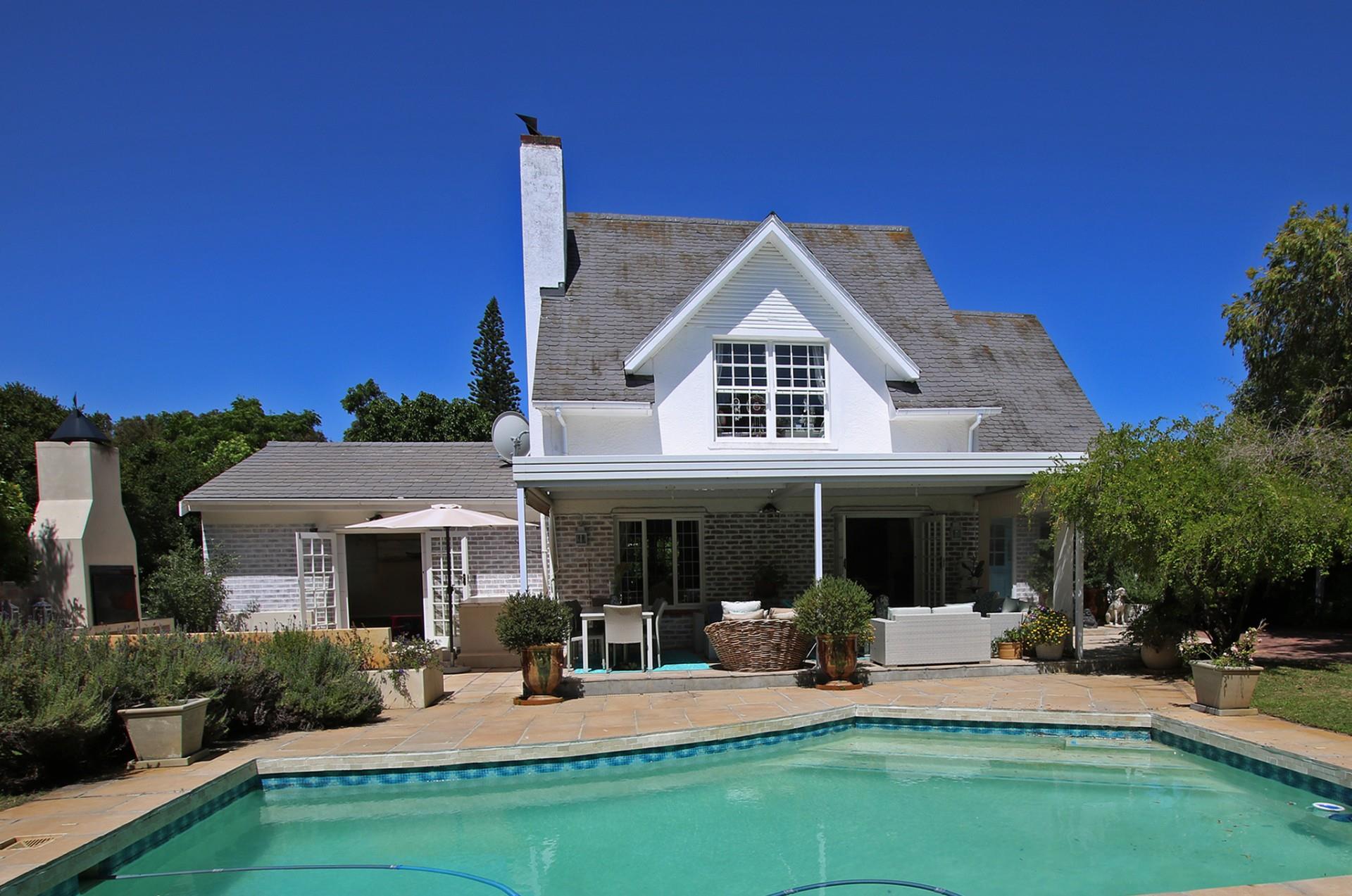 Property for sale in Bergvliet RE/MAX™ of Southern Africa