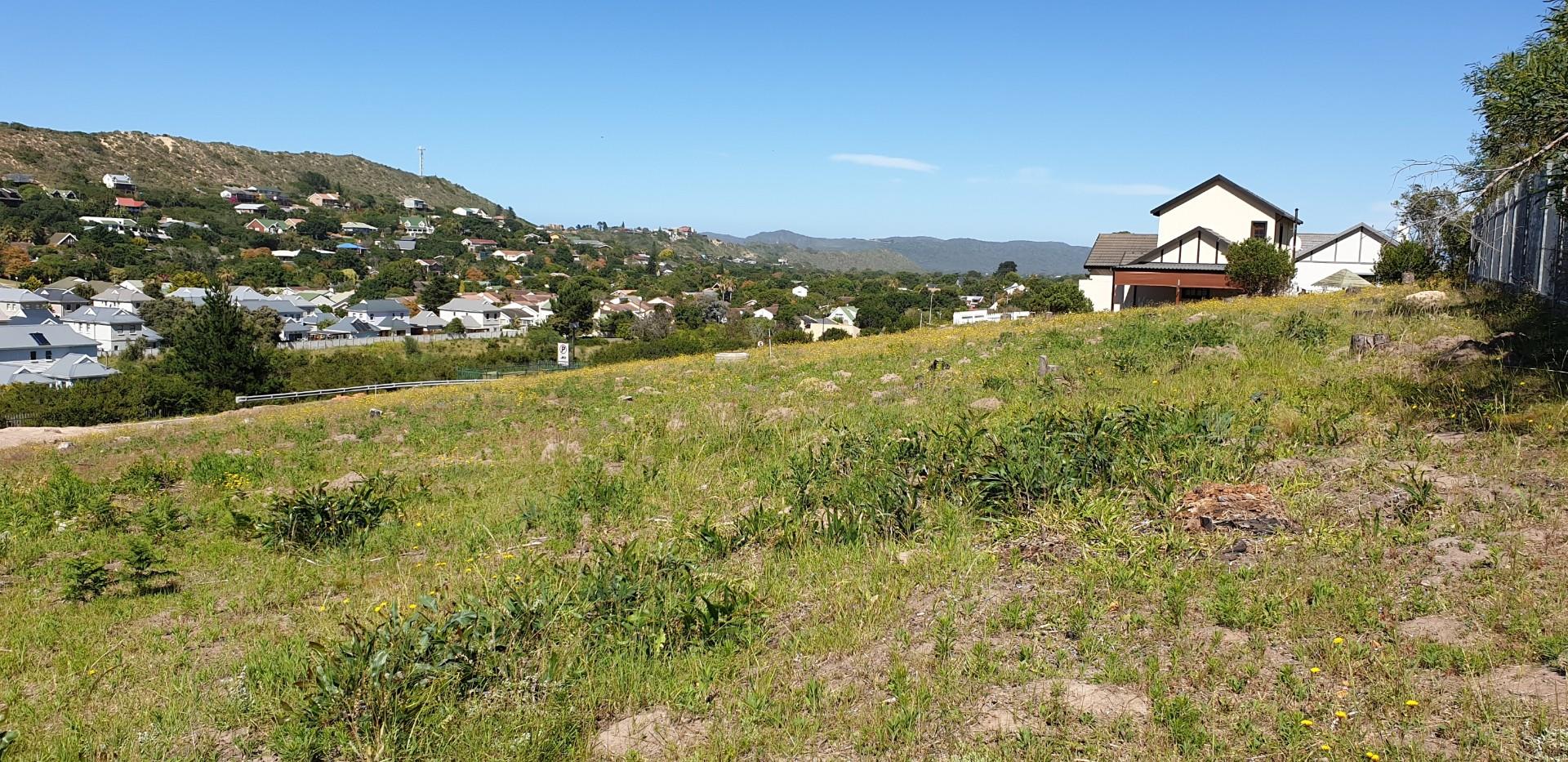 3 Bedroom House For Sale in Sedgefield Central RE/MAX™ of Southern Africa