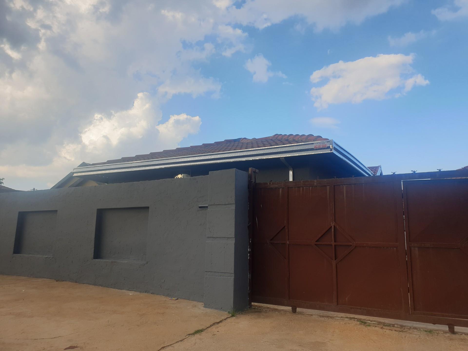 Apartments and houses to rent in Protea Glen, Soweto RE/MAX