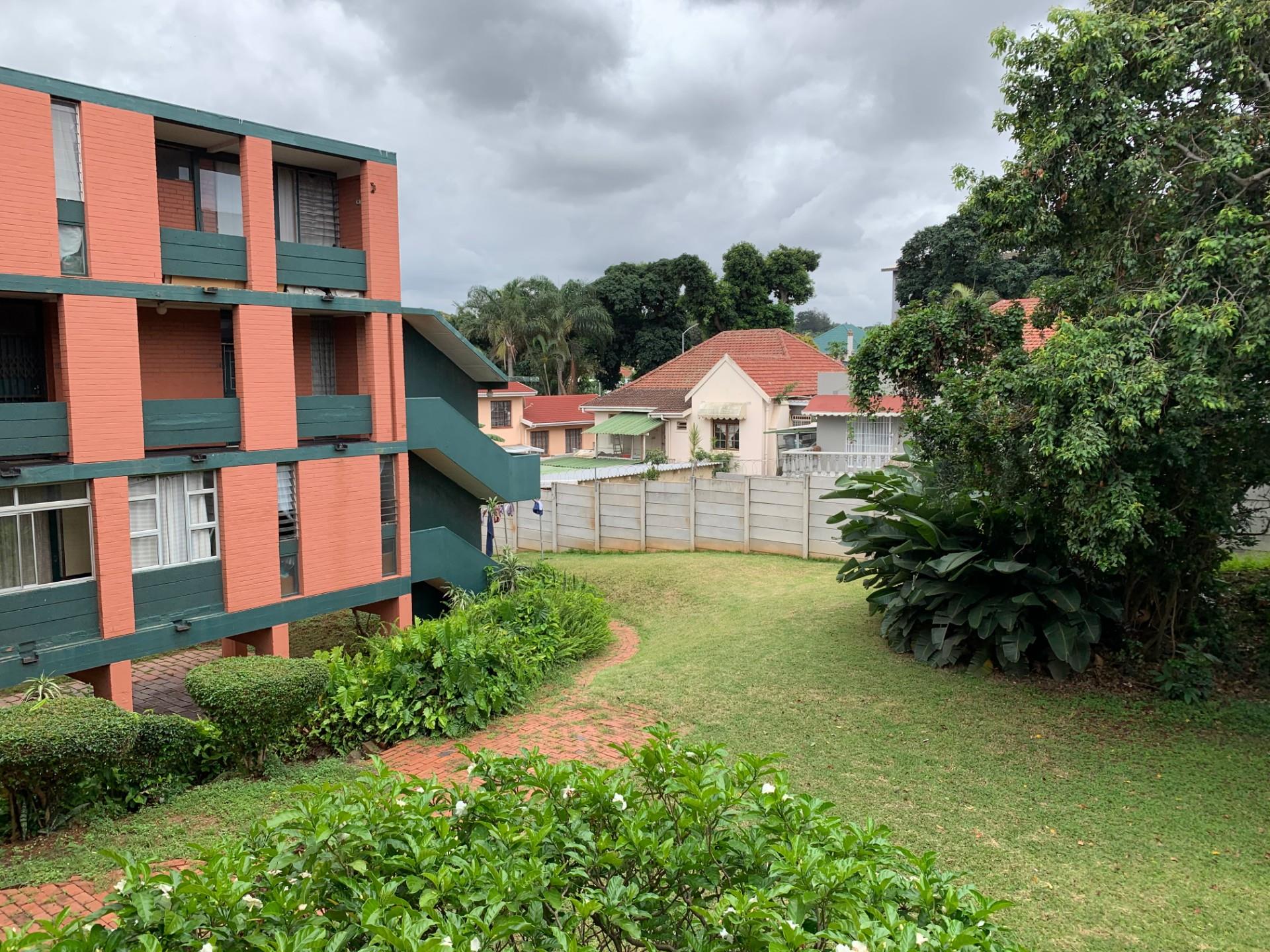 2 Bedroom Apartment / Flat For Sale in Umbilo RE/MAX™ of Southern Africa