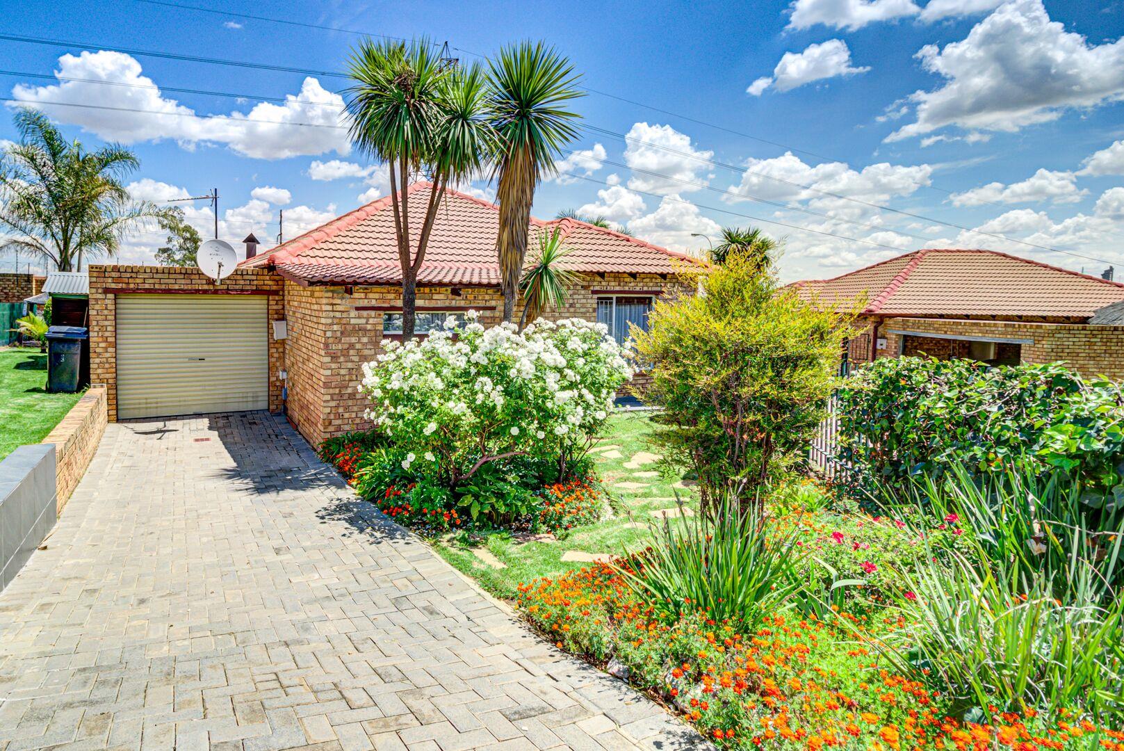 Property and houses for sale in Esther Park, Kempton Park RE/MAX