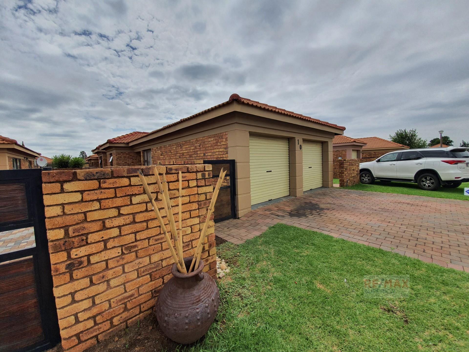 Property and houses for sale in Southdowns Estate, Alberton RE/MAX