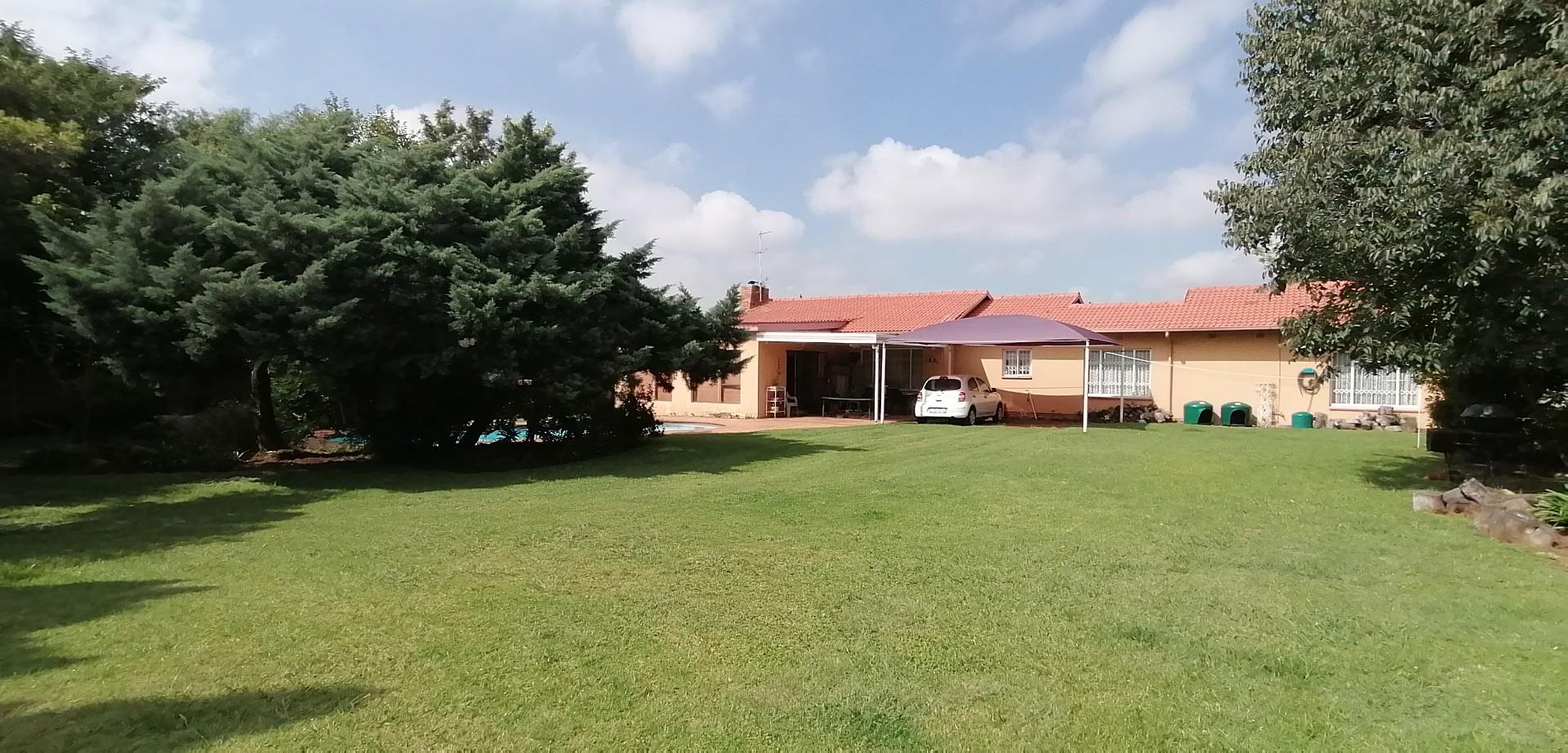 3 Bedroom House For Sale in Brackenhurst RE/MAX™ of Southern Africa