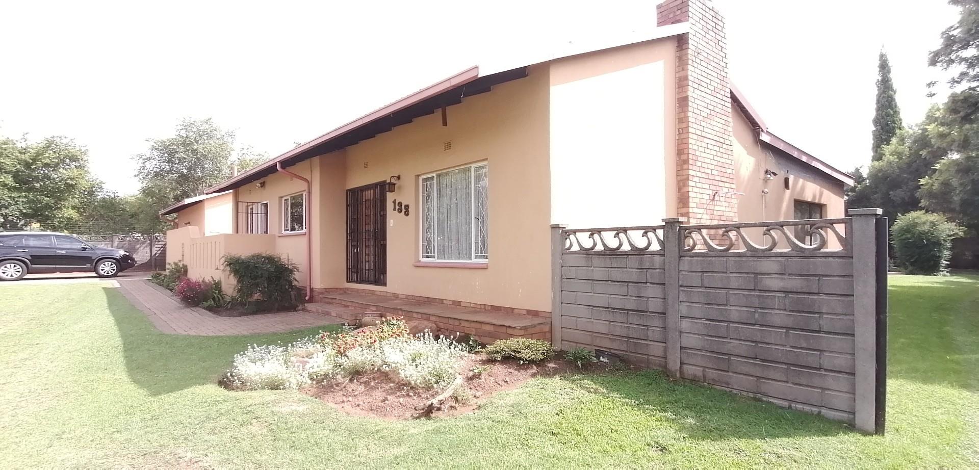 3 Bedroom House For Sale in Brackenhurst RE/MAX™ of Southern Africa