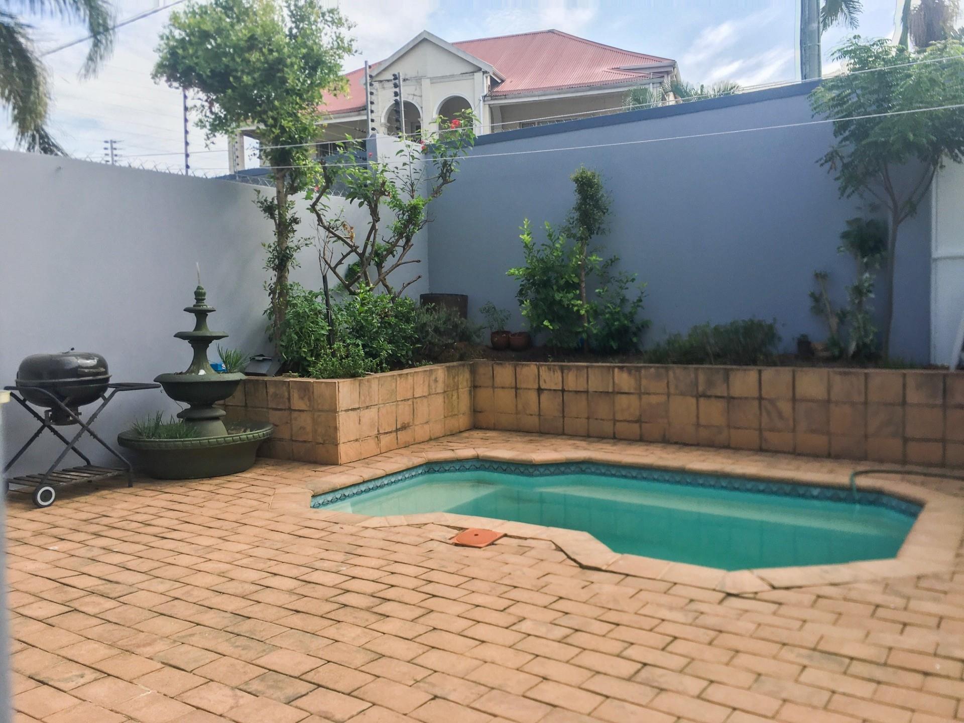 3 Bedroom House For Sale in Musgrave RE/MAX™ of Southern Africa