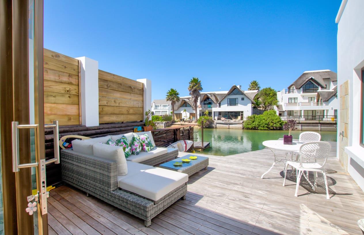 4 Bedroom House For Sale in Canals RE/MAX™ of Southern Africa