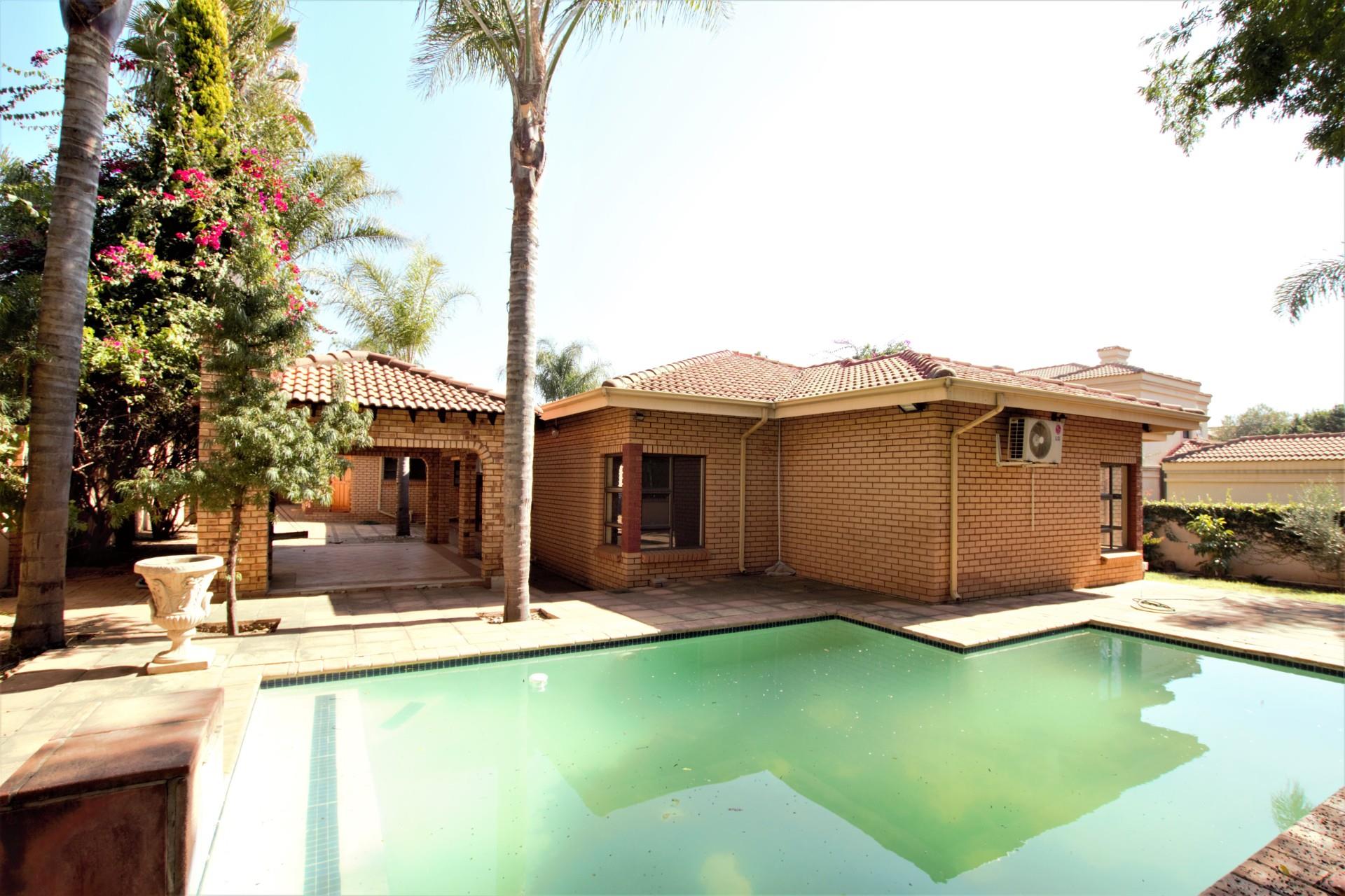 Property to rent in Silver Lakes Golf Estate RE/MAX™ of Southern Africa