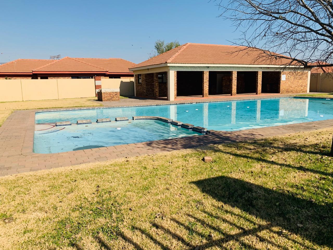 Property and houses for sale in Southdowns Estate, Alberton RE/MAX